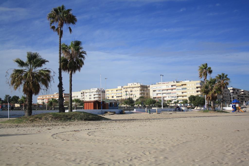 Apartamento Berry Playa Naufragos Torrevieja Dış mekan fotoğraf